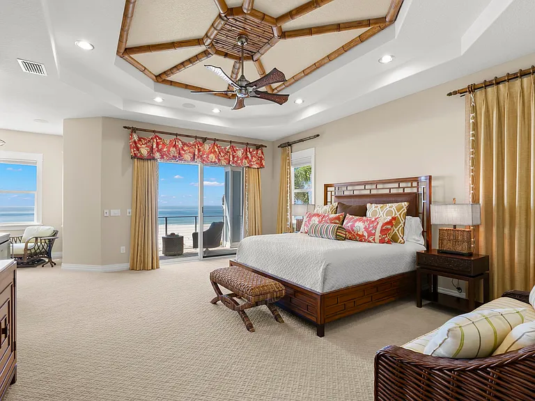 10042 Gulf Blvd — Photo 43