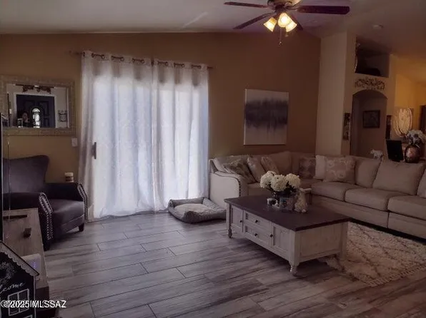 7174 S Oakbank Dr, Tucson, AZ 85757