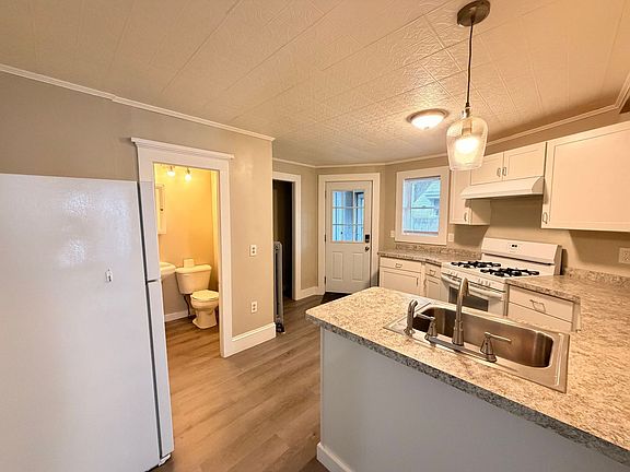 3rd image of 96 Prospect St #1F