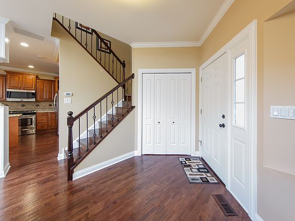 3rd image of 149 Heritage Ln