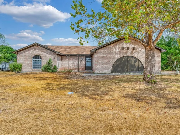 369 Anna Hobbs Ln, Eddy, TX 76524