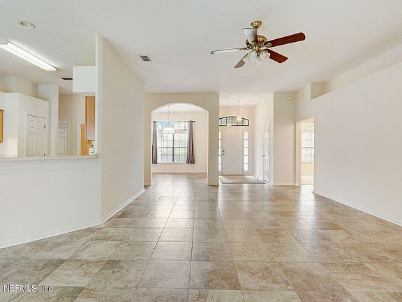 5th image of 11725 ALTA Circle E