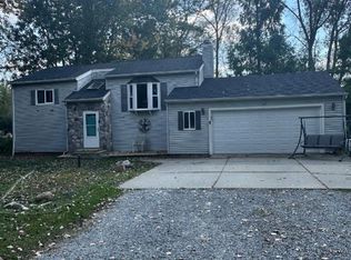 7020 E Carpenter Rd, Davison, MI 48423