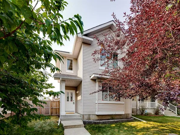 152 N Covewood Grn NE, Calgary, AB T3K 5G6
