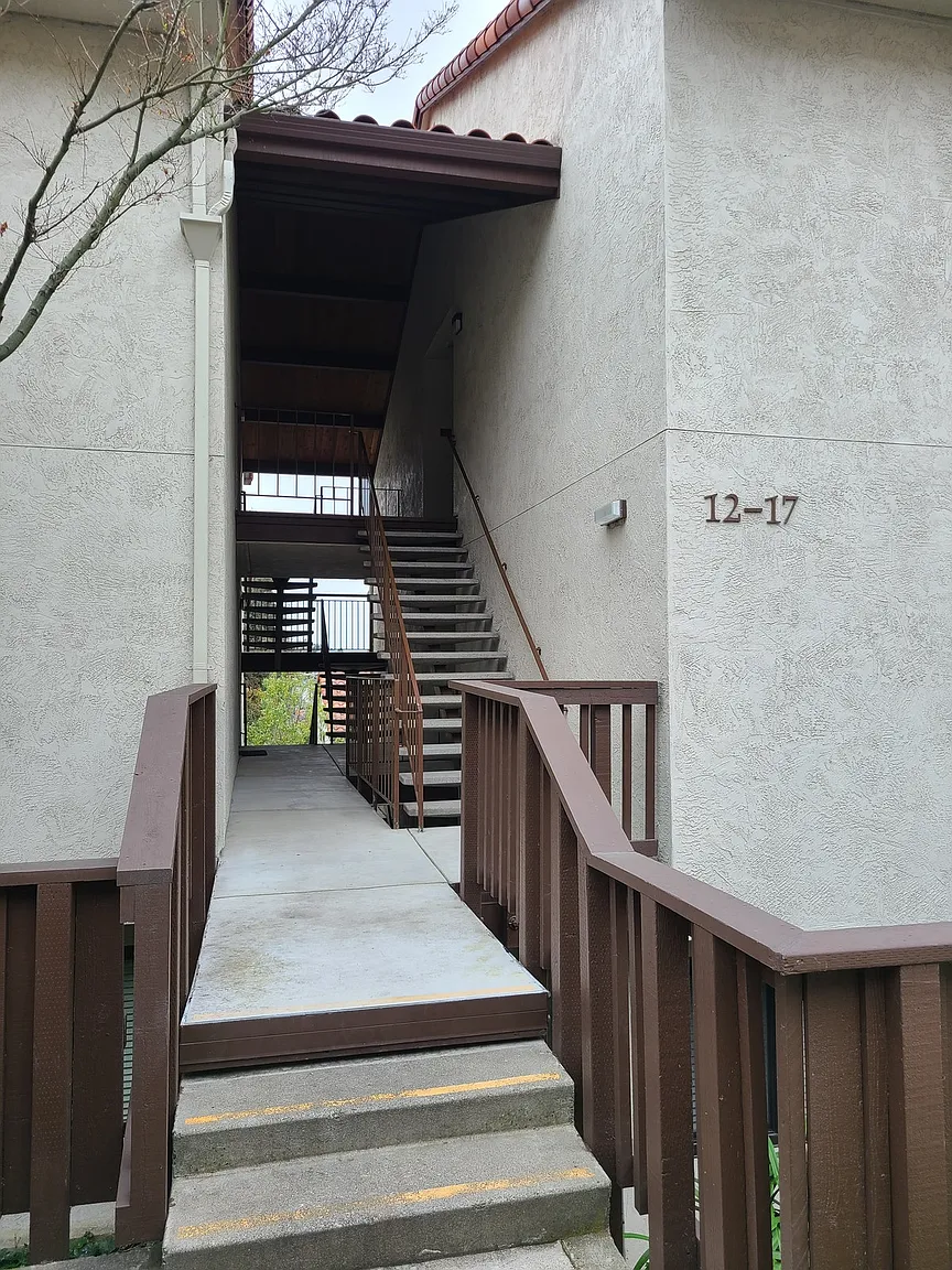 22103 Vista Del Plaza Ln APT 14 photo 1