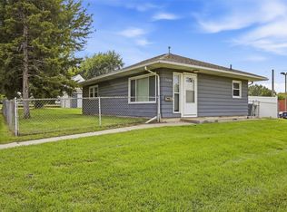 2429 Mount Vernon Rd SE, Cedar Rapids, IA 52403