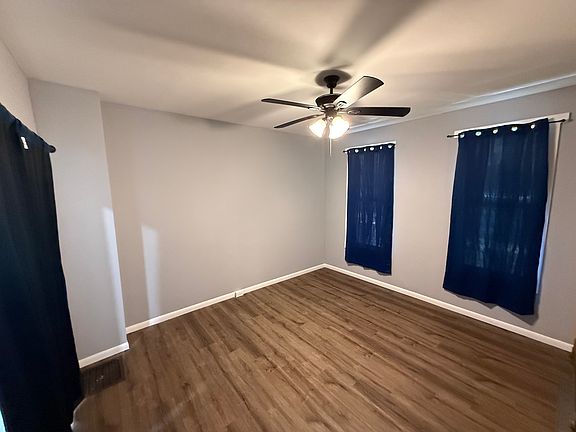 4th image of 748 Campbell Ave