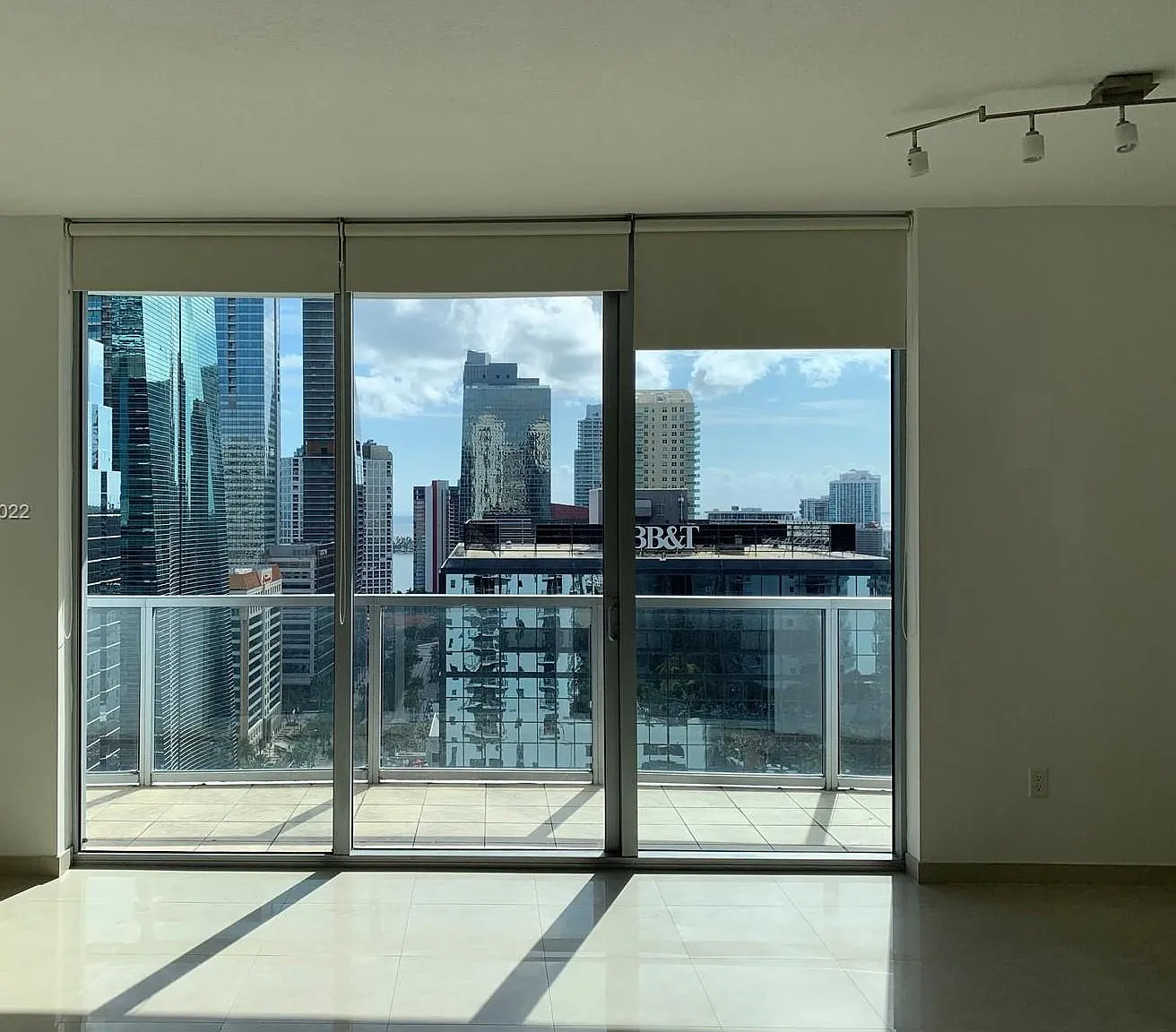 Studio, 551 sqft, $2,400 — Photo 2