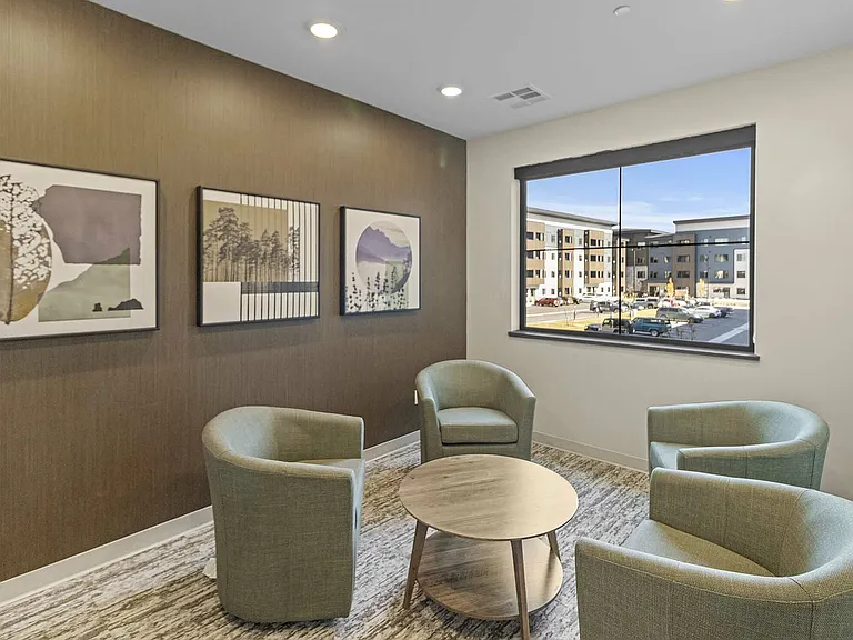 Parkline Towers — Photo 13