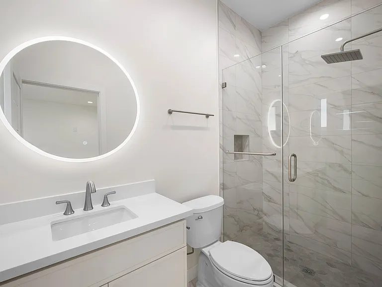 520 S Kenneth Rd — Photo 10