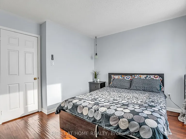 89 Cornell Park Ave — Photo 45