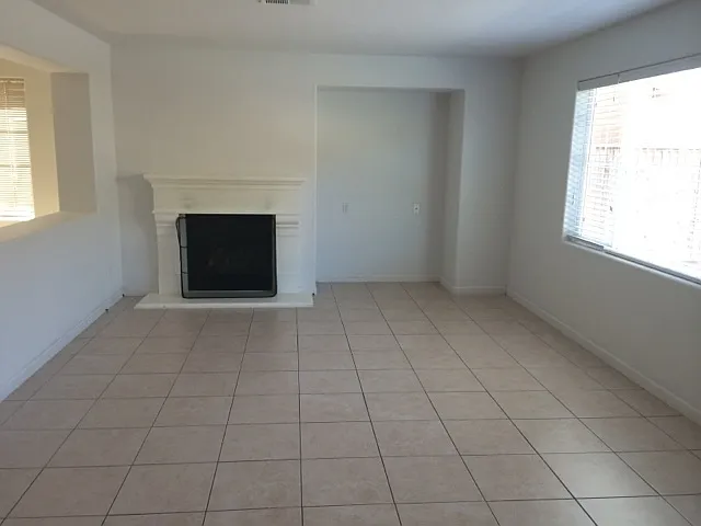 2328 S Fallbrook Dr — Photo 41