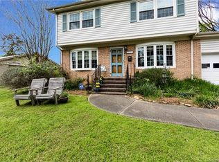1213 Ashbrook Pl, Charlotte, NC 28209