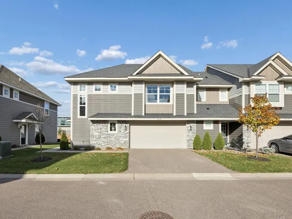 708 Locke Pointe Dr NE, Fridley, MN 55432