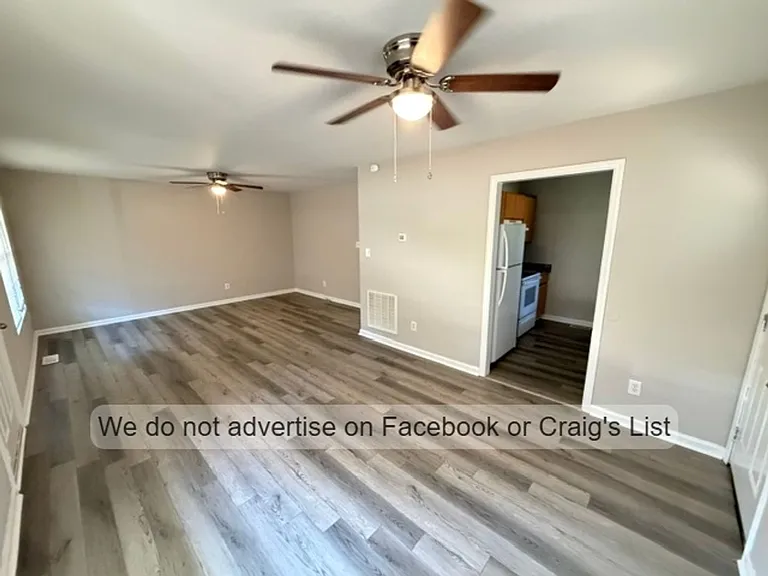 6124 Lonestar Rd — Photo 3
