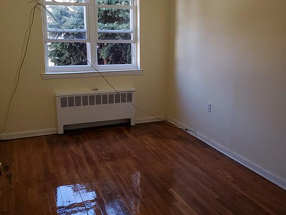 4th image of 1700 Nereid Ave Floor 1