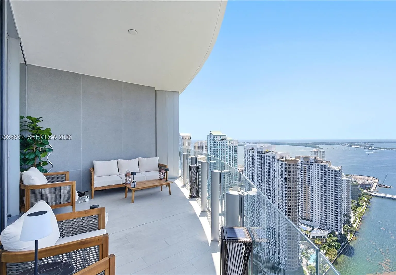 Aston Martin Residences — Photo 1