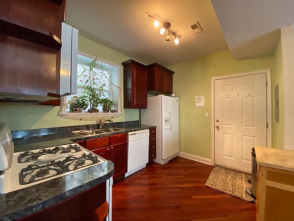 5th image of 4648 N Saint Louis Ave APT 1A