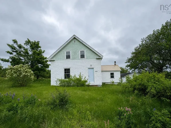 592 Highway 215, East Walton, NS B0N 2R0