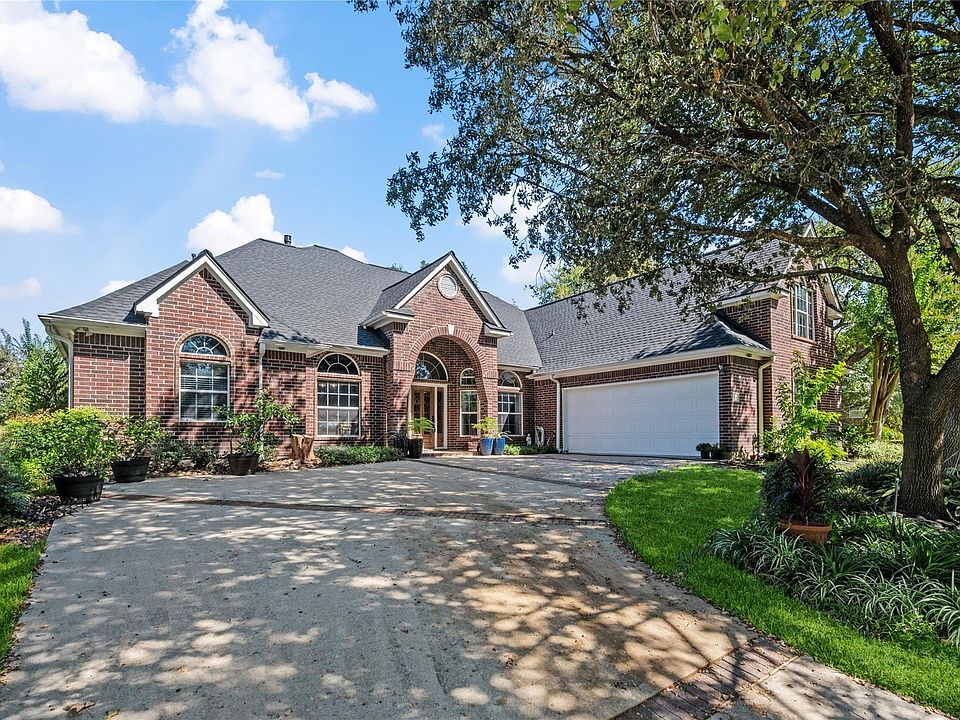 1st image of 319 Palais Verde Rd