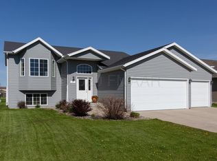 4500 10th St W, West Fargo, ND 58078