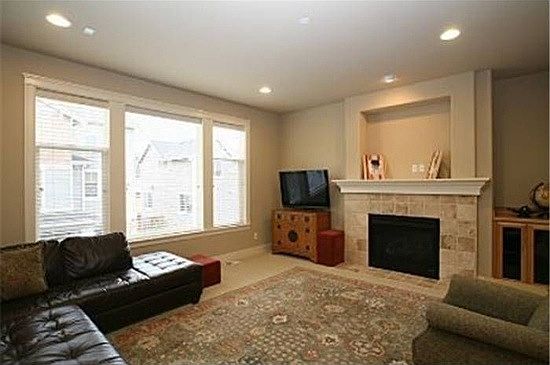 2nd image of 10554 155th Ave NE