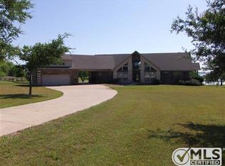 503 Chambers Point Dr, Kerens, TX 75144