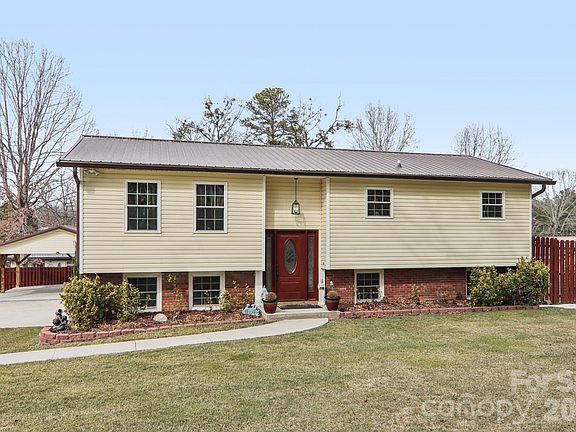 2nd image of 5 Granite Dr