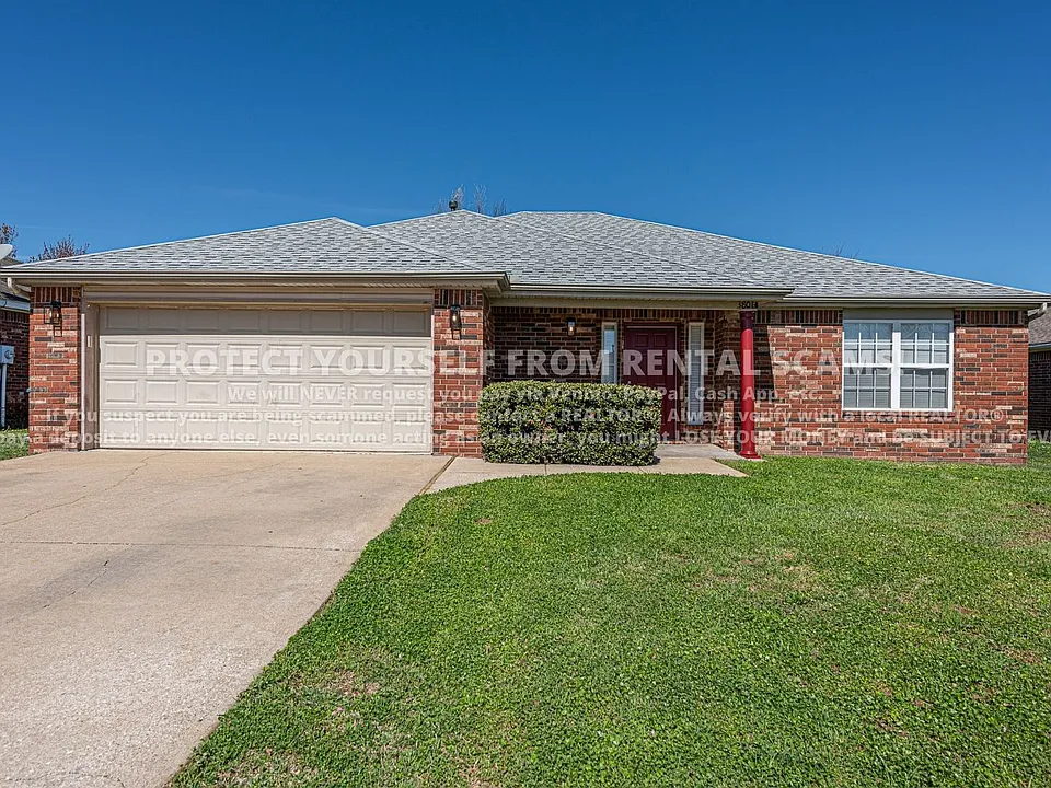 3806 SW Hansom Loop