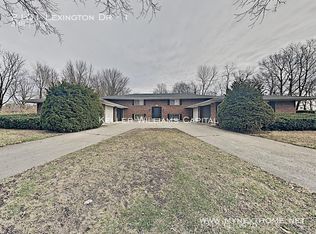 2101 Lexington Dr APT 1, Springfield, IL 62704
