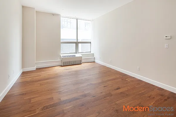 Rented by Modern Spaces | media 6