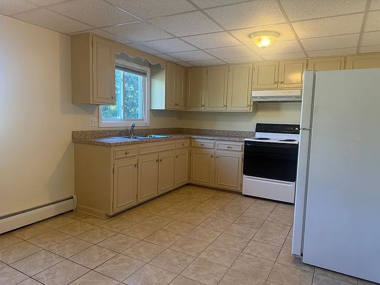 1620 Princeton Rd — Photo 12