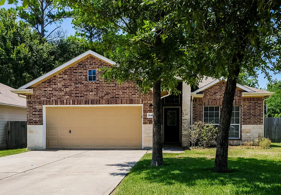 18415 Sunrise Maple Dr