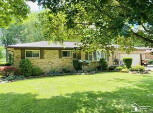 872 Ruff Dr, Monroe, MI 48162