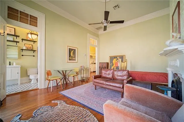 Building Photo - 1525 Clio St #3