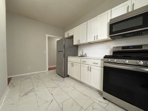 163 Kimberly Ave #1, New Haven, CT 06519