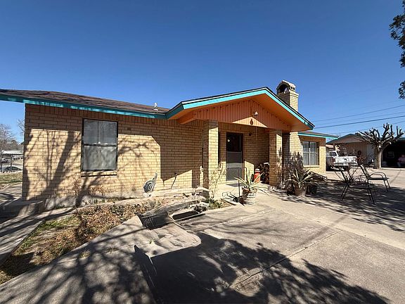 4th image of 507 W 11th St