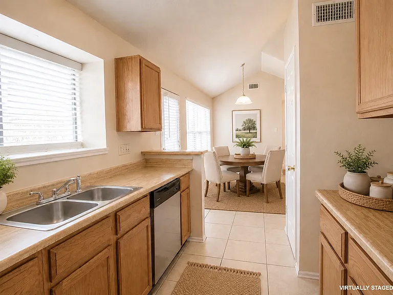 1410 Flameleaf Dr — Photo 18