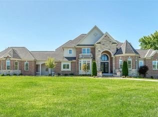 13000 Clayton Rd, Saint Louis, MO 63131