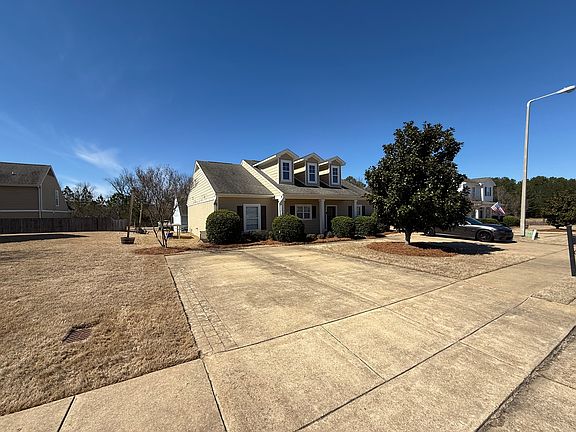 2nd image of 102 Saucer Ln