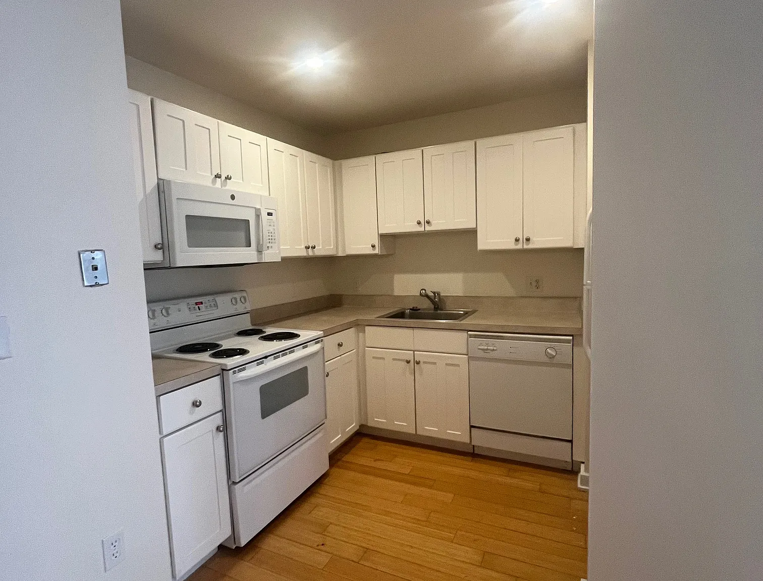 44 Boylston St — Photo 4