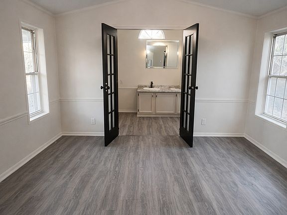 2nd image of 130 Williams Road