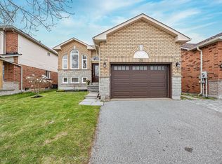 36 Leslie Ave, Barrie, ON L4N9N9