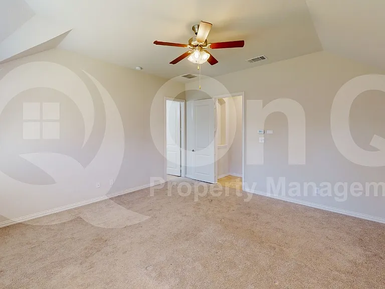 14712 Spitfire Trl — Photo 9