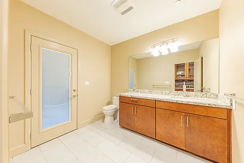 2073 Pasadena Glen Rd Photo 1