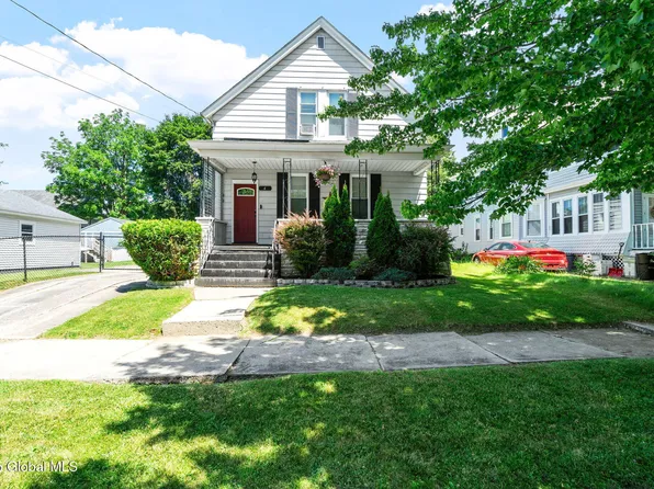 4 Bigelow Avenue, Amsterdam, NY 12010