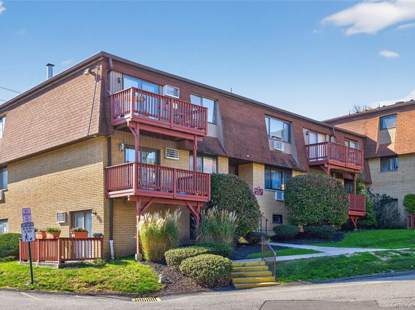 332 Richard Ct