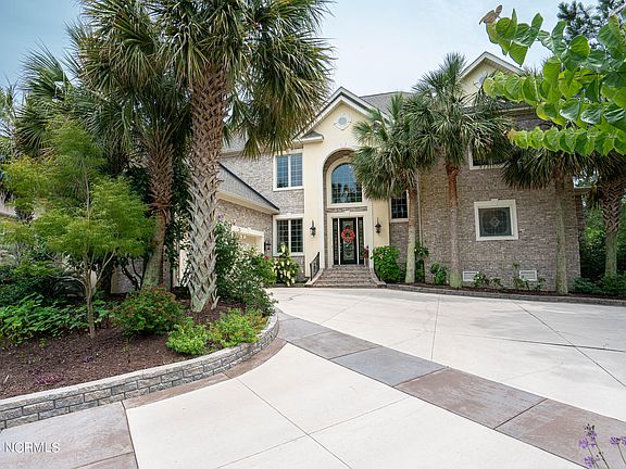 5th image of 595 Westchester Place SW