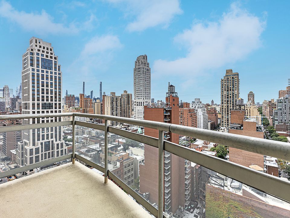 1st image of 300 E 85th St APT 2003