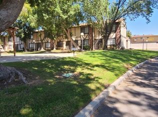 184 E Merrill Ave, Rialto, CA 92376